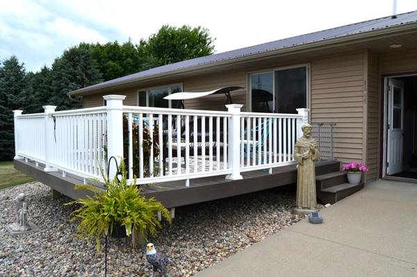 1544 Dickson DR, Hendricks, MN 56136