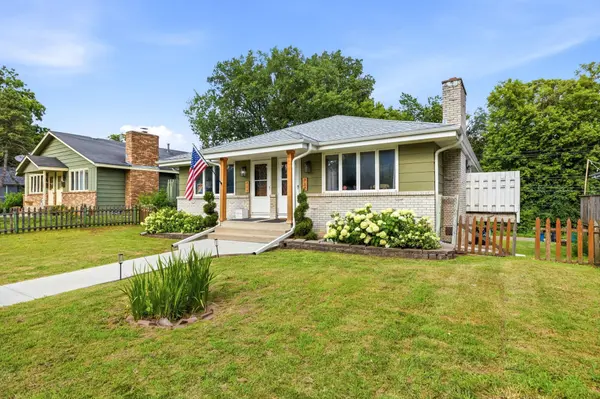 717 6th AVE S, Hopkins, MN 55343