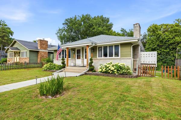 717 6th AVE S, Hopkins, MN 55343