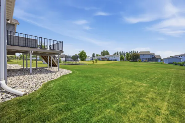 729 36th AVE W, West Fargo, ND 58078