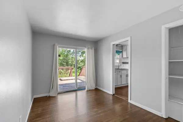 2168 Hawthorne AVE E, Saint Paul, MN 55119