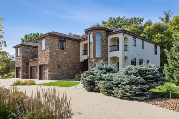 2010 5th ST E, West Fargo, ND 58078