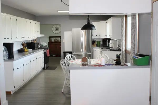 17960 Aaron HTS NW, Evansville, MN 56326