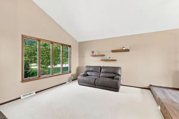 510 Circle LN, Arlington, MN 55307