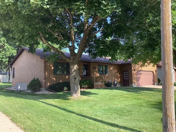1601 Cheryl AVE, Albert Lea, MN 56007
