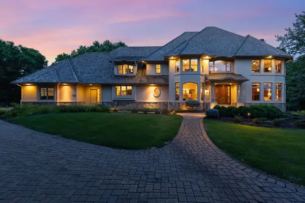 9991 Dell RD, Eden Prairie, MN 55347