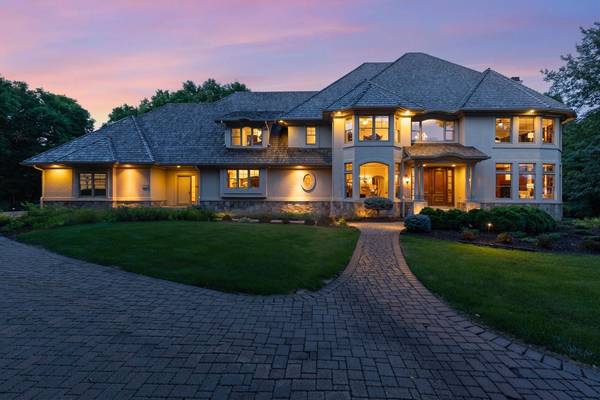 9991 Dell RD, Eden Prairie, MN 55347