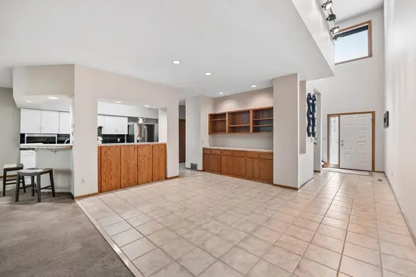 11620 Vista DR, Hopkins, MN 55343