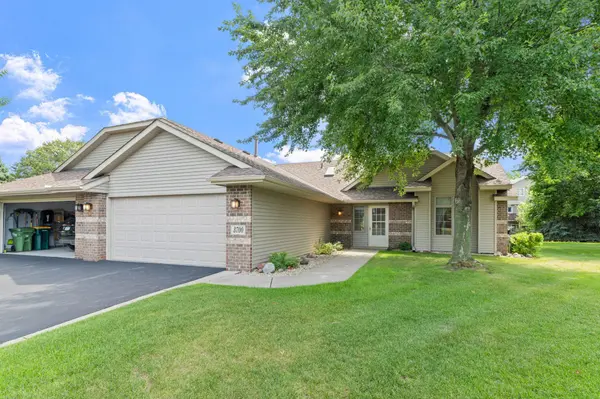3700 Ladyslipper LN N, Brooklyn Park, MN 55443