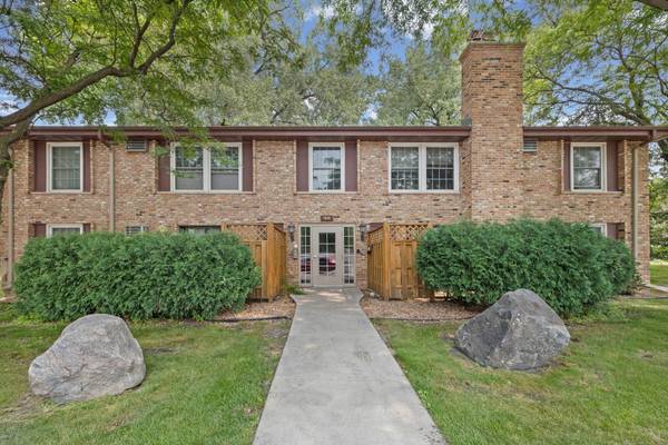 4600 Cedar Lake RD S #2, Saint Louis Park, MN 55416