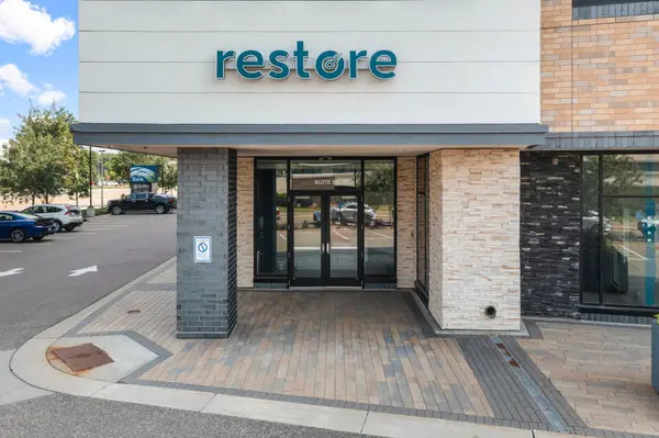 1700 Plymouth RD, Minnetonka, MN 55305