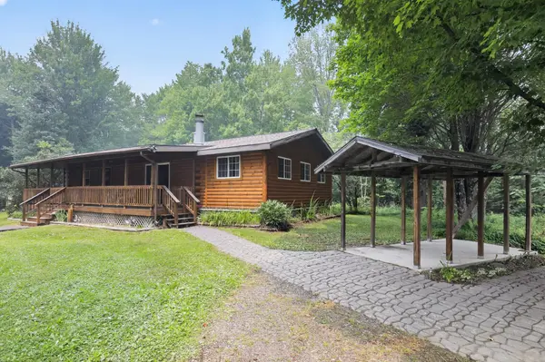W10664 Bass Lake DR, Park Falls, WI 54552