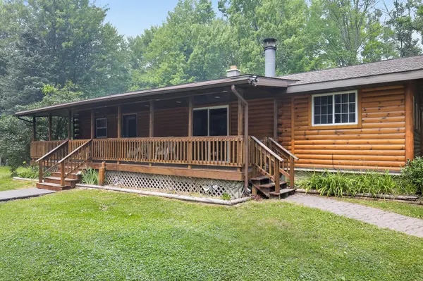 W10664 Bass Lake DR, Park Falls, WI 54552