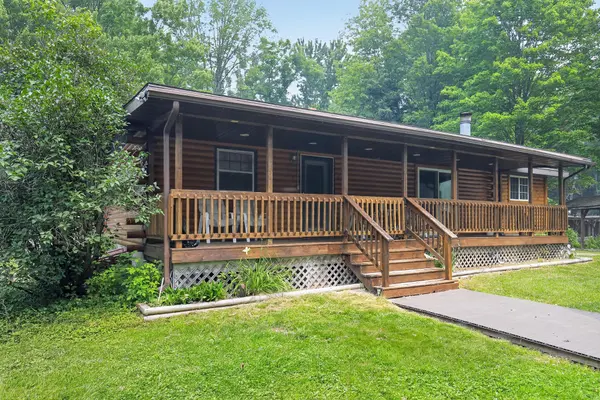 W10664 Bass Lake DR, Park Falls, WI 54552