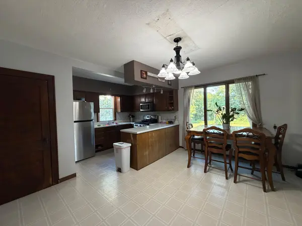 194 40th AVE, Hills, MN 56138