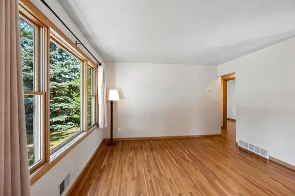 14 Pine DR, Circle Pines, MN 55014