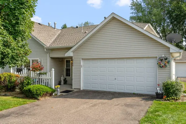 6866 Blackhawk TRL #12, Inver Grove Heights, MN 55077