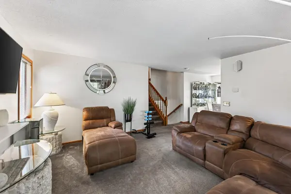 3838 Dupont AVE N, Minneapolis, MN 55412