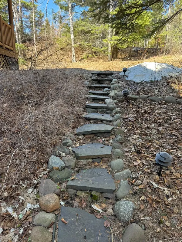 2472 Cliff View CIR, Two Harbors, MN 55616