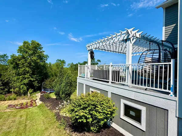 4995 Chalet CT, Red Wing, MN 55066