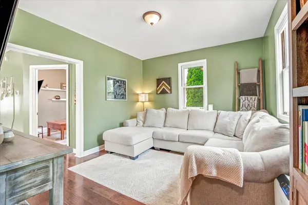284 Winona ST E, Saint Paul, MN 55107