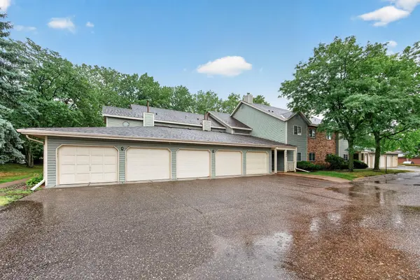 500 Etna ST #102, Saint Paul, MN 55106