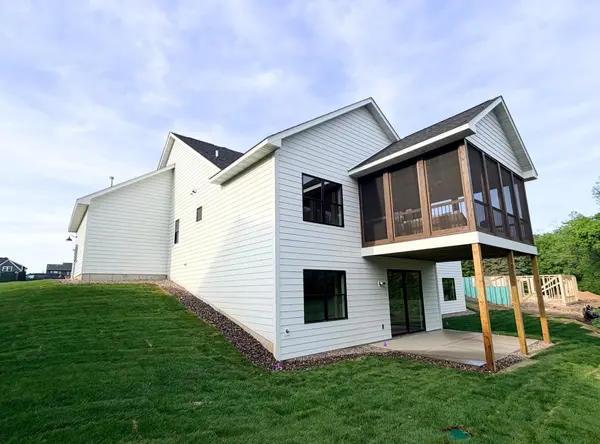 18025 100th CT N, Maple Grove, MN 55311