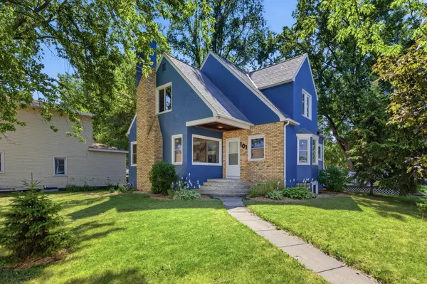 101 Red River AVE S,  Cold Spring,  MN 56320