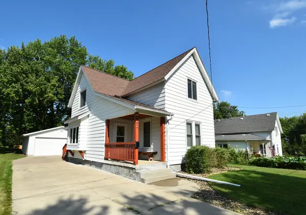 342 2nd AVE, Zumbrota, MN 55992