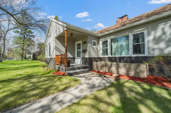 1019 Ash ST, Alexandria, MN 56308