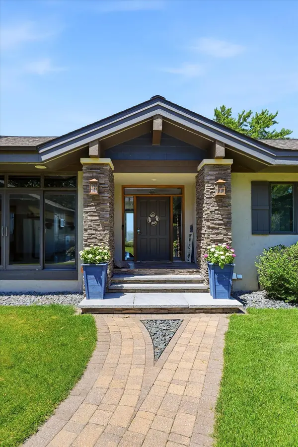 9770 210th Street CT N, Forest Lake, MN 55025