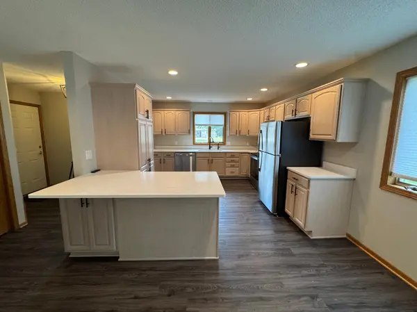 2608 10th ST SW, Willmar, MN 56201