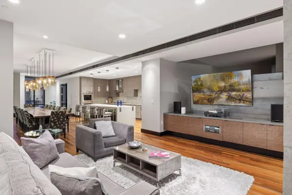 201 S 11th ST #2100, Minneapolis, MN 55403