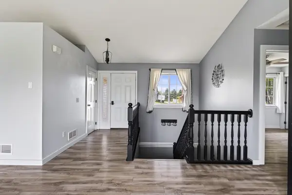 751 Morrison AVE S, Annandale, MN 55302