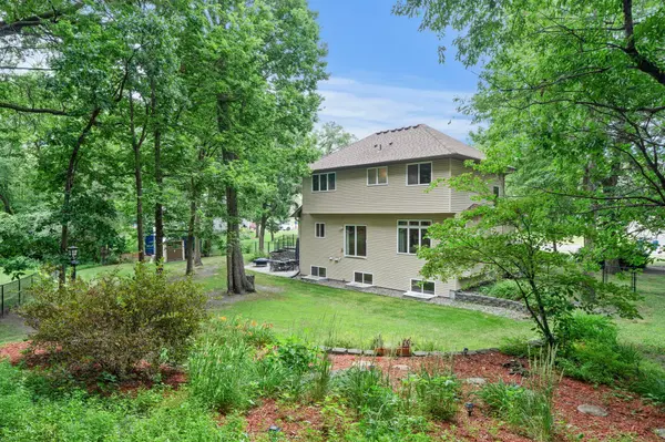 10161 176th AVE NW, Elk River, MN 55330