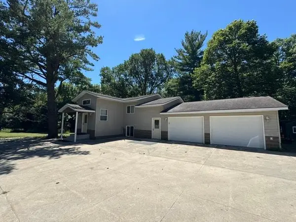 57890 425th ST, New York Mills, MN 56567