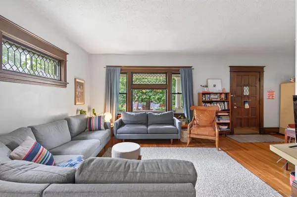 124 Baker ST W, Saint Paul, MN 55107