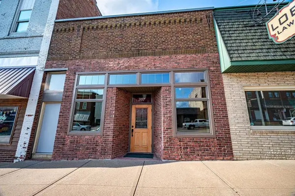 359 W Main ST, Ellsworth, WI 54011