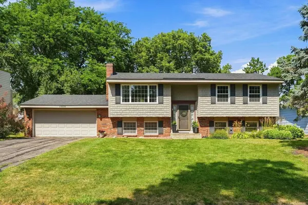 10924 Hyland TER,  Eden Prairie,  MN 55344