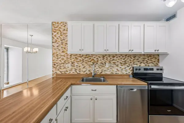 19 S 1st ST #B202, Minneapolis, MN 55401