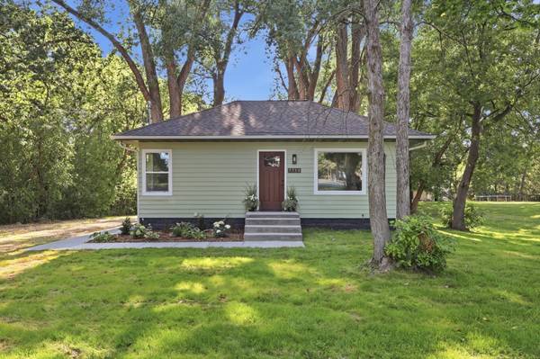 7710 Lamar AVE S, Cottage Grove, MN 55016