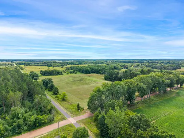 6093 362nd ST, North Branch, MN 55056