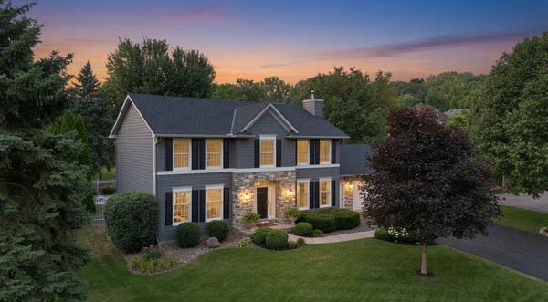352 Wyndham CIR E, New Brighton, MN 55112