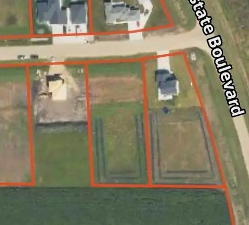 107 Holland CT, Harwood, ND 58042