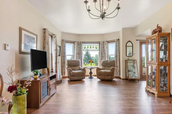 6321 County 11 BLVD, Kenyon, MN 55946