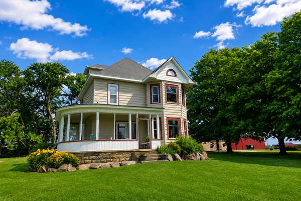 6321 County 11 BLVD, Kenyon, MN 55946