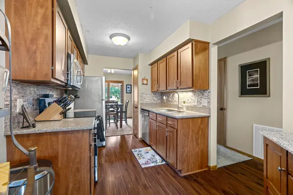 14309 Bedford DR, Eden Prairie, MN 55346
