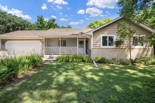 5200 W 135th ST, Savage, MN 55378