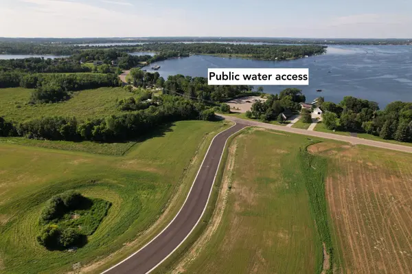 2010 South Ridge RD, Detroit Lakes, MN 56501