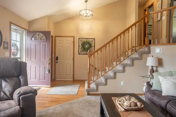 1410 Summit AVE N, Sauk Rapids, MN 56379